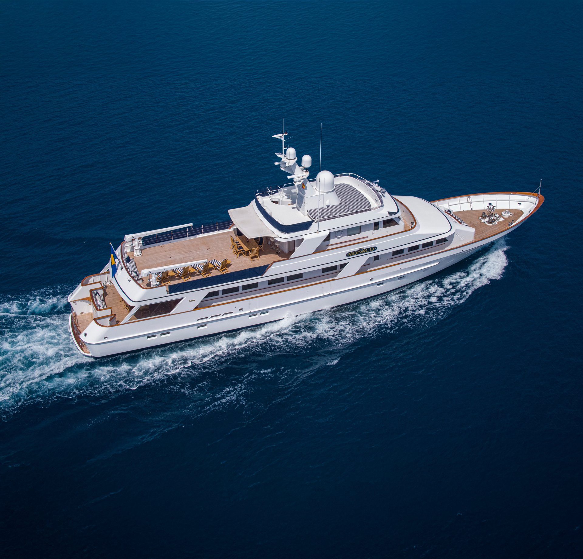 Monaco Yacht Shot L019