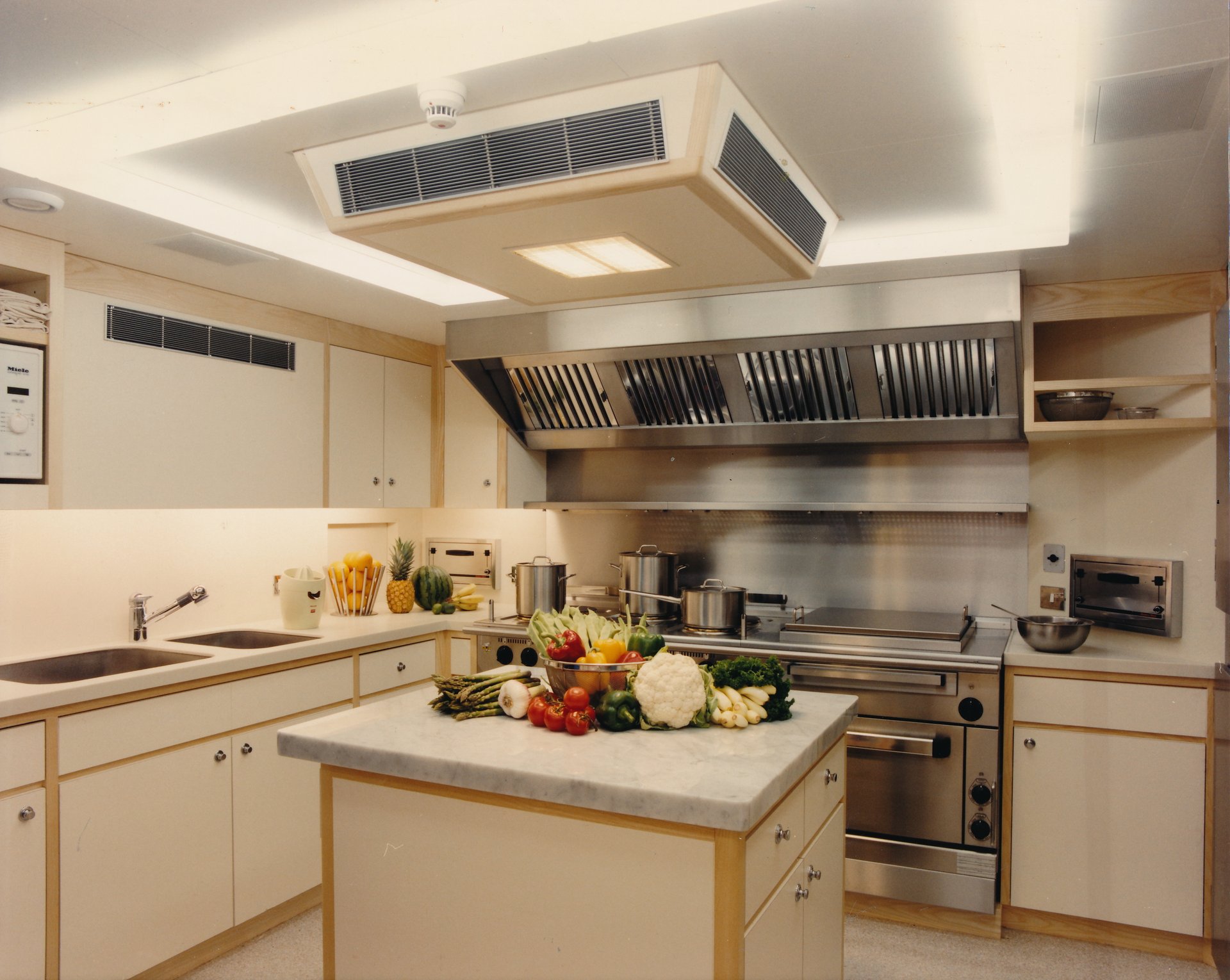 Battered Bull interior 0022