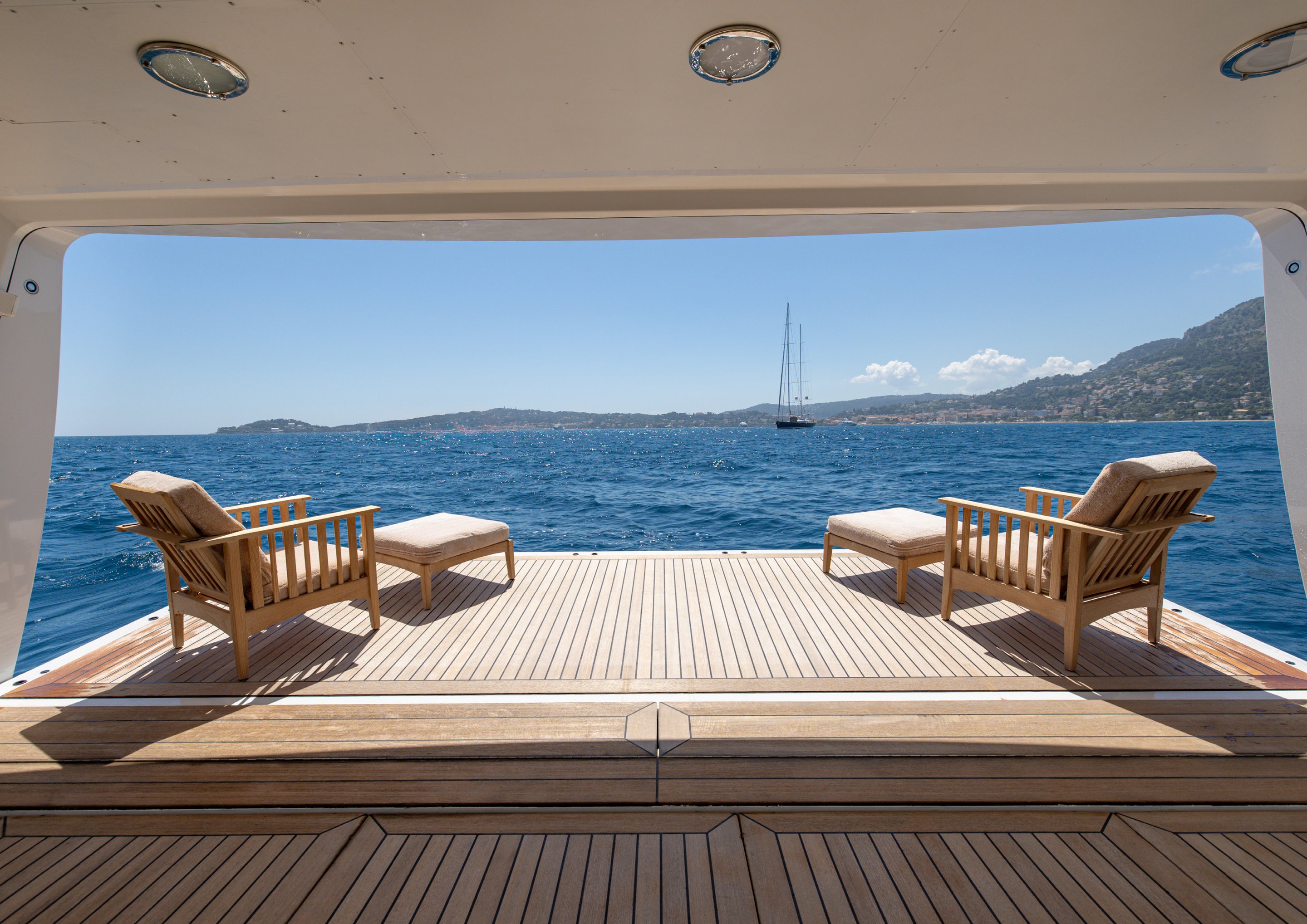 Exterior photo presentation 8