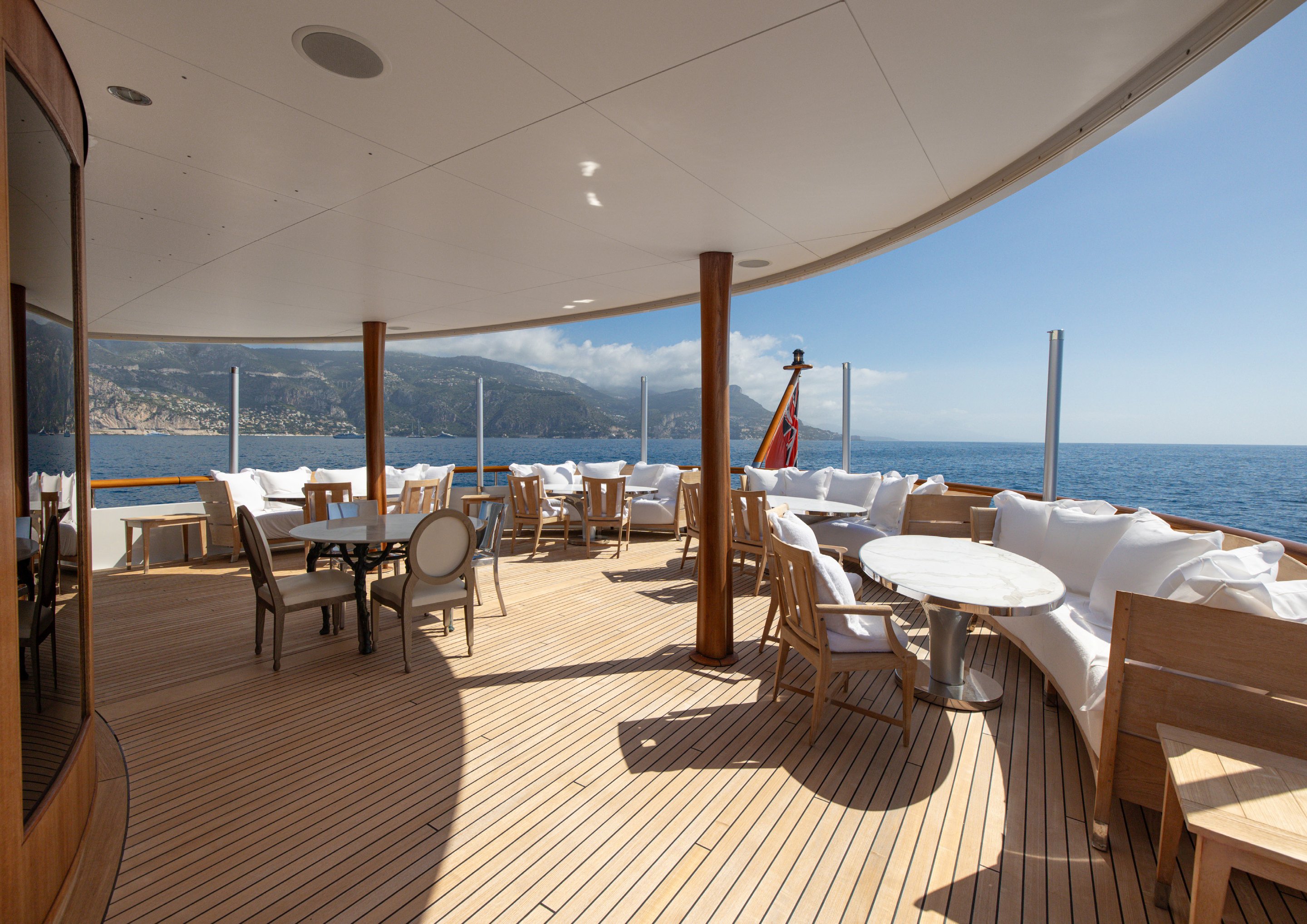 Exterior photo presentation 12