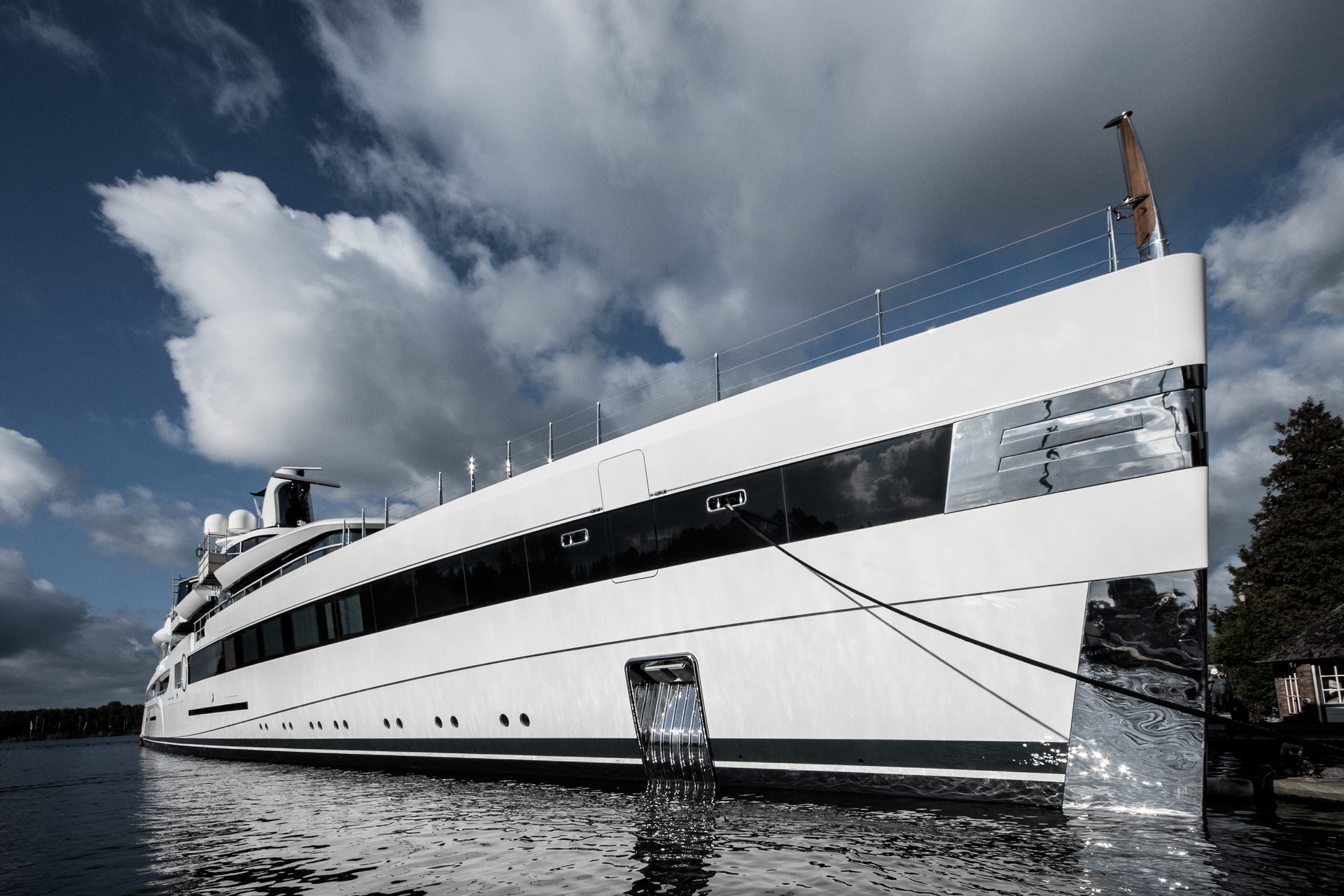 Project 814 Copyright Feadship 01