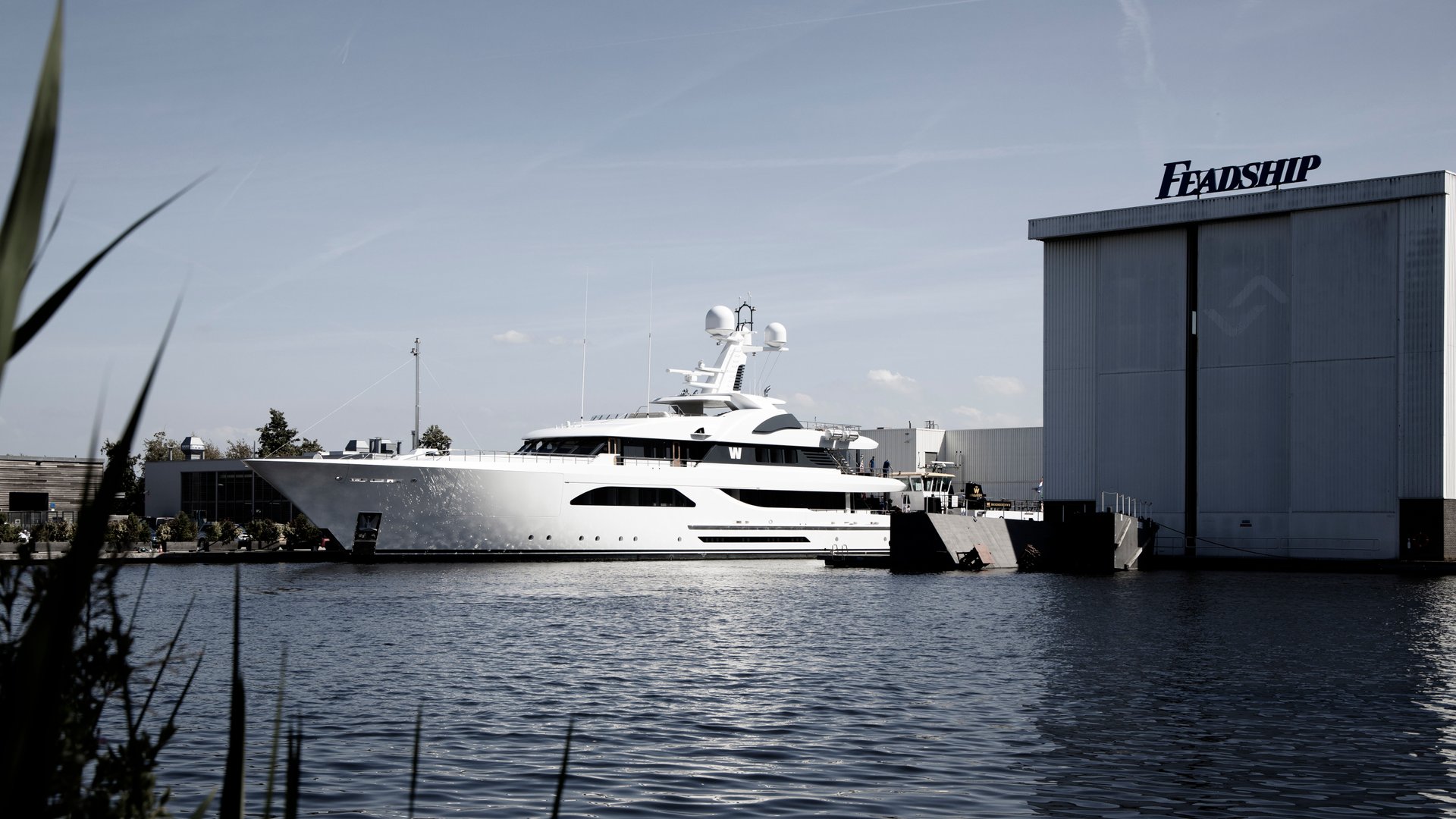 Refit W copyright Feadship 36