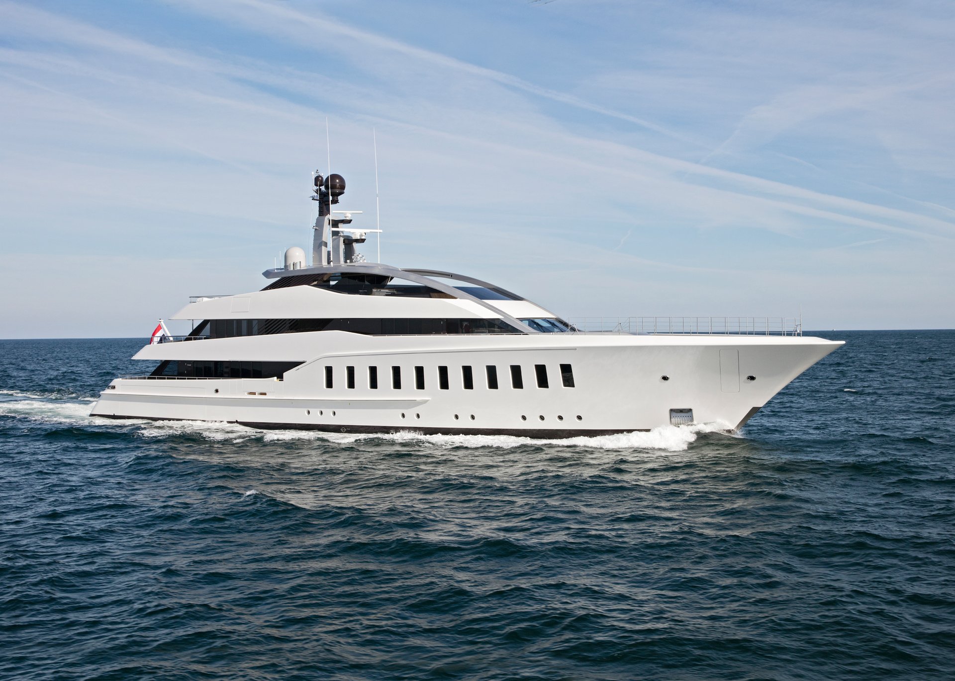 Feadship Halo 01