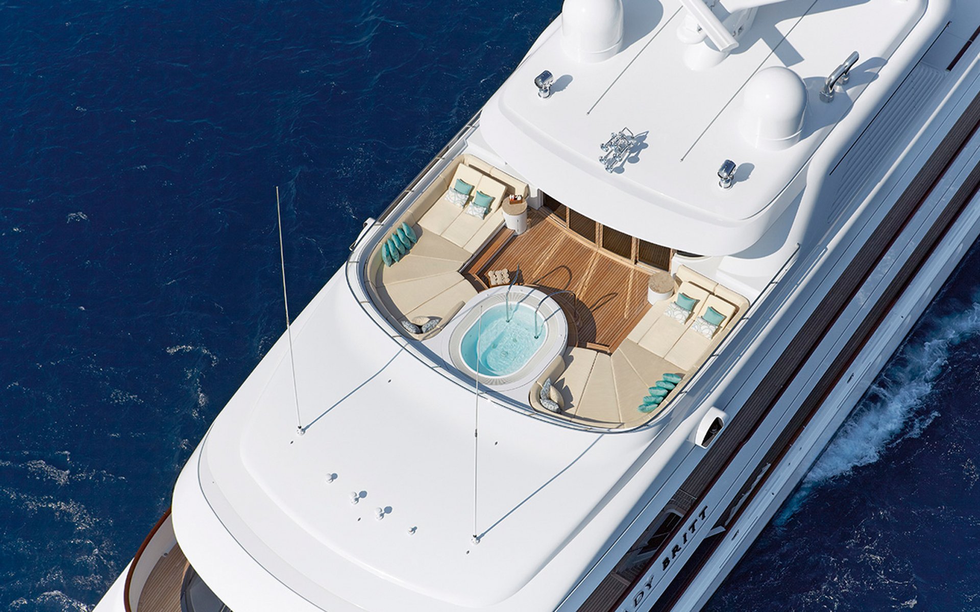 Lady Britt Exterior 1