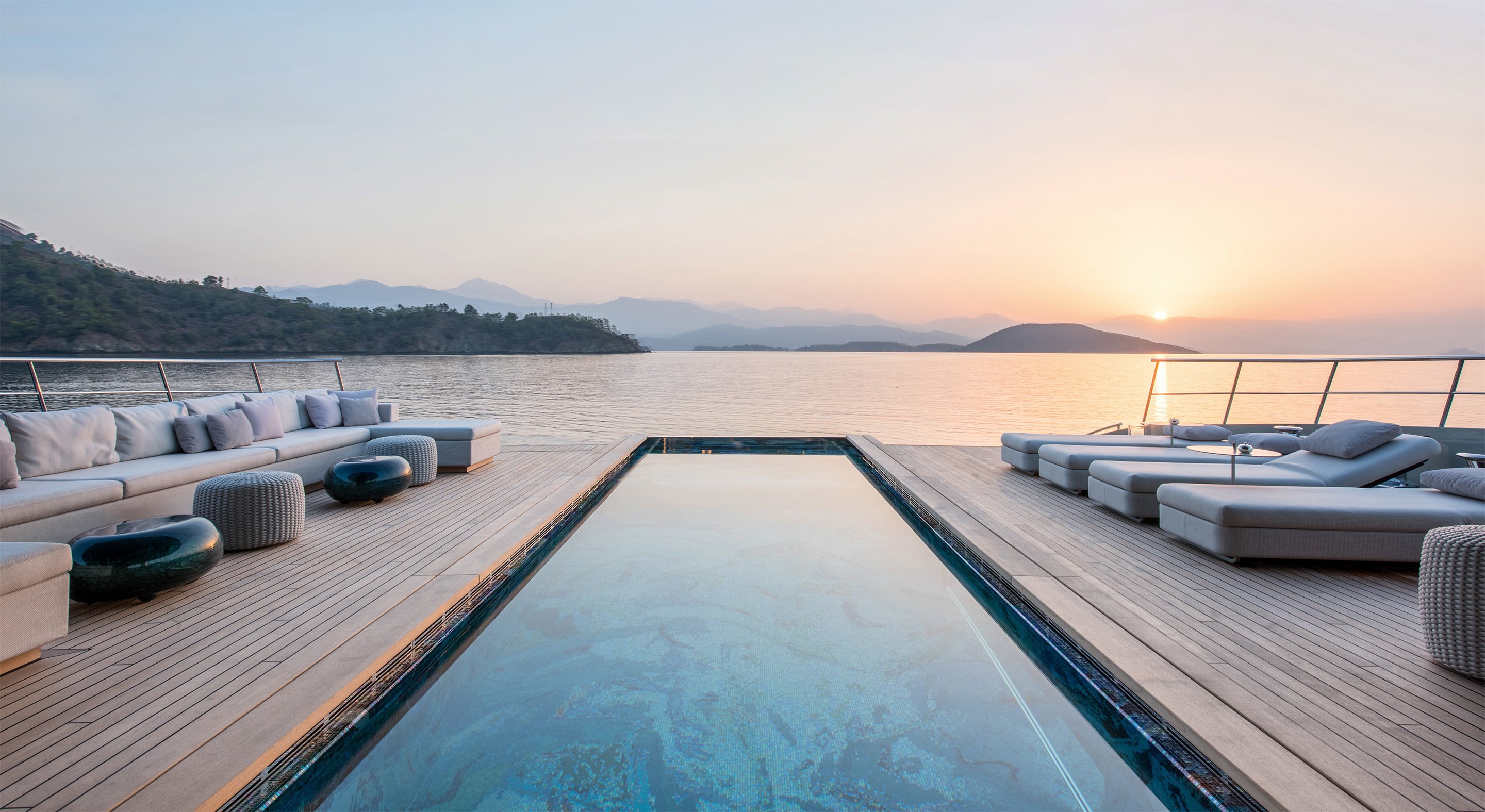 Savannah copyright feadship 1 copped