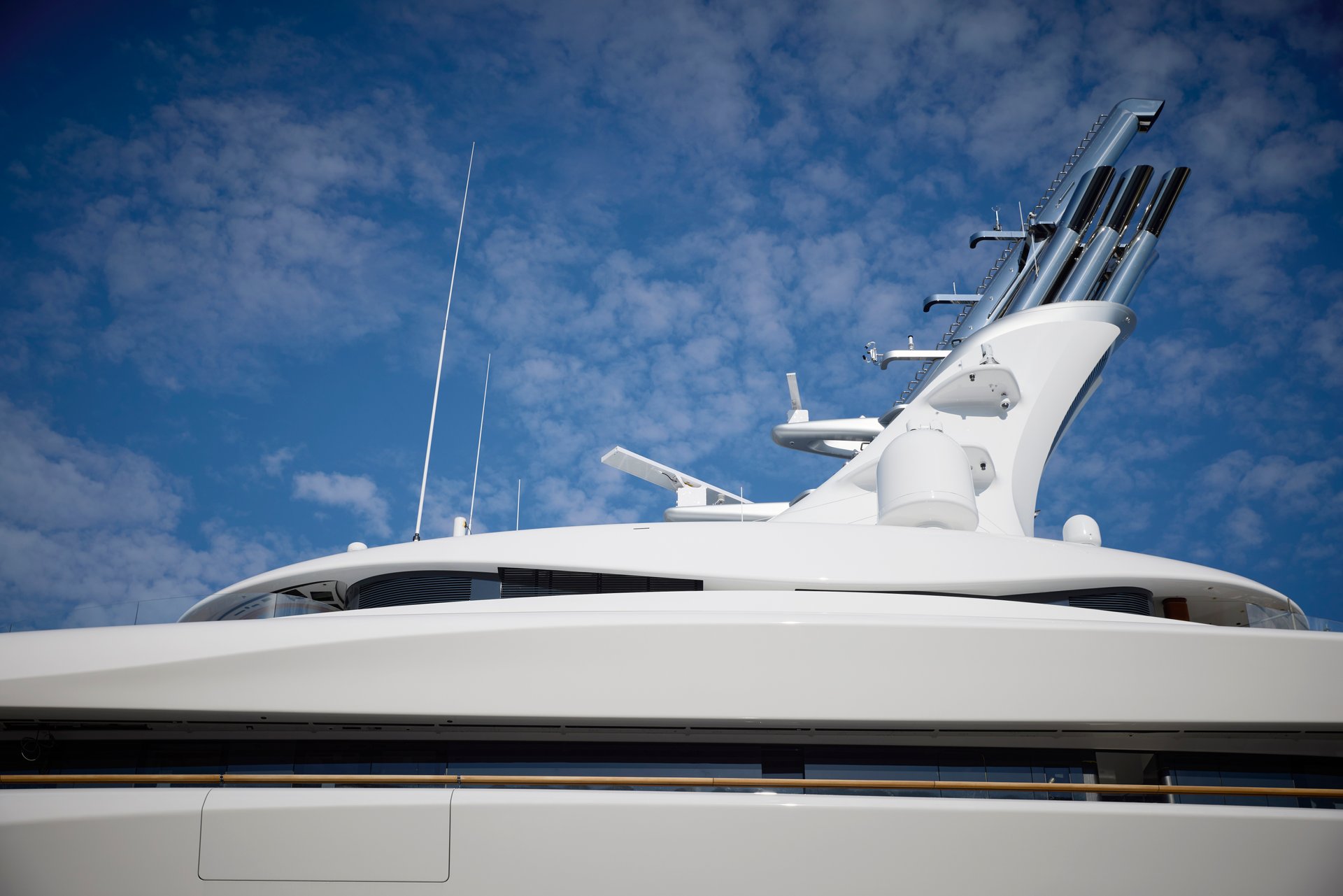 821 copyright Feadship 390