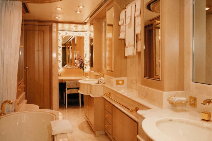 47 Enterprise V Interior Owners Bathroom