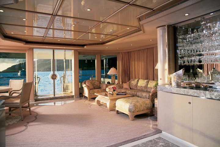 48 Double Haven Interior Aft Deck Lounge