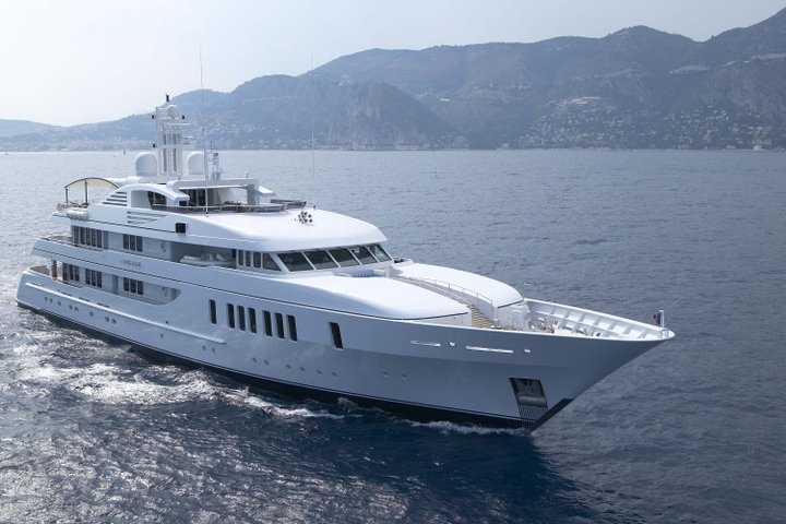 callisto motor yacht