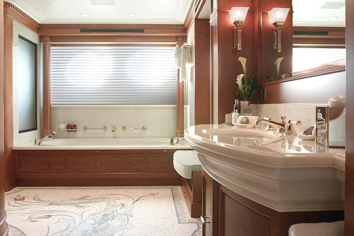 65 Archimedes Interior Owners Bathroom Her