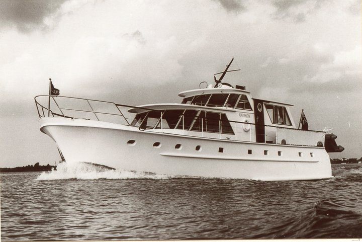 698 Amphionii 1968