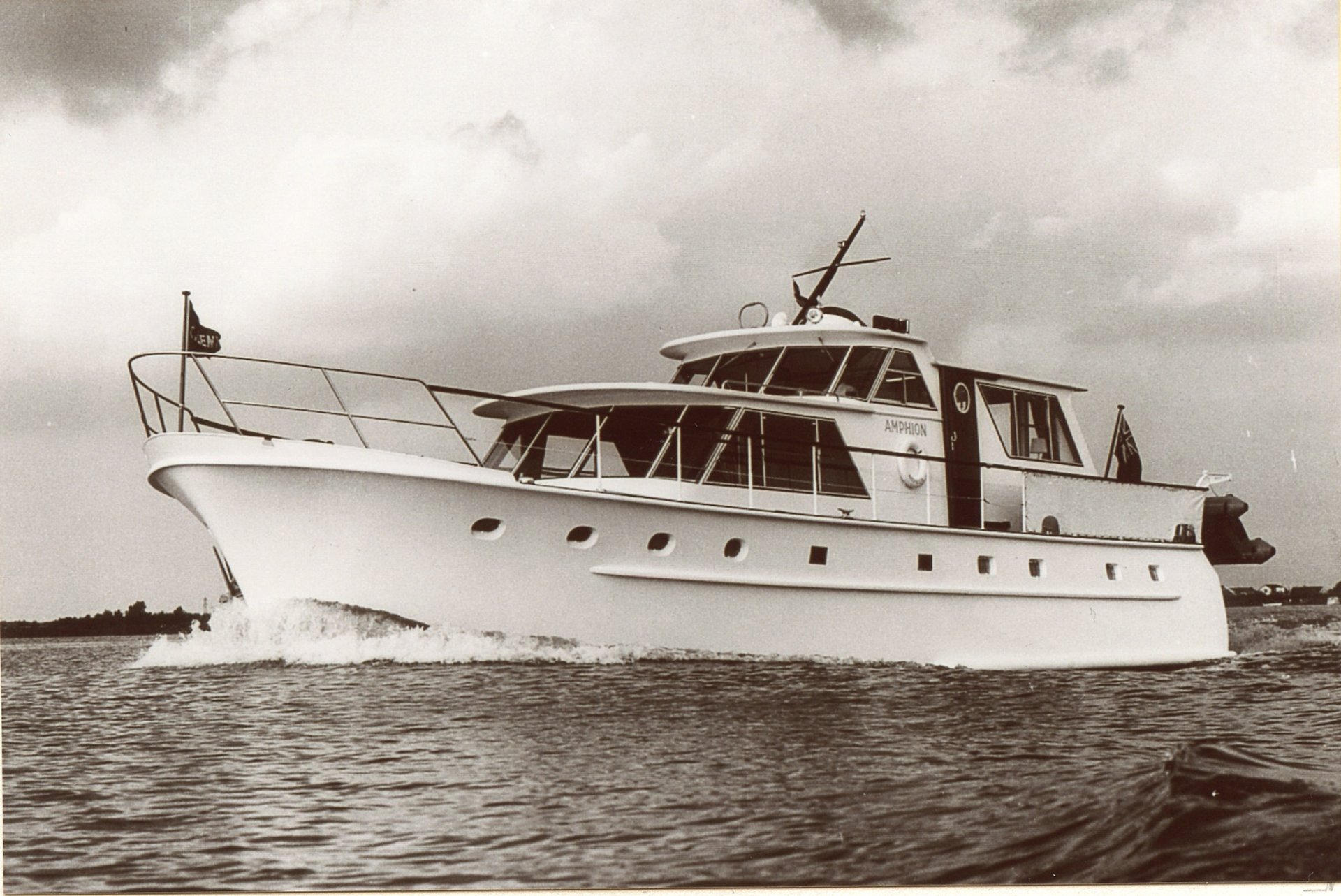 698 Amphionii 1968