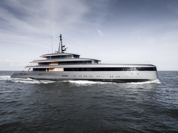 feadship obsidian yacht price