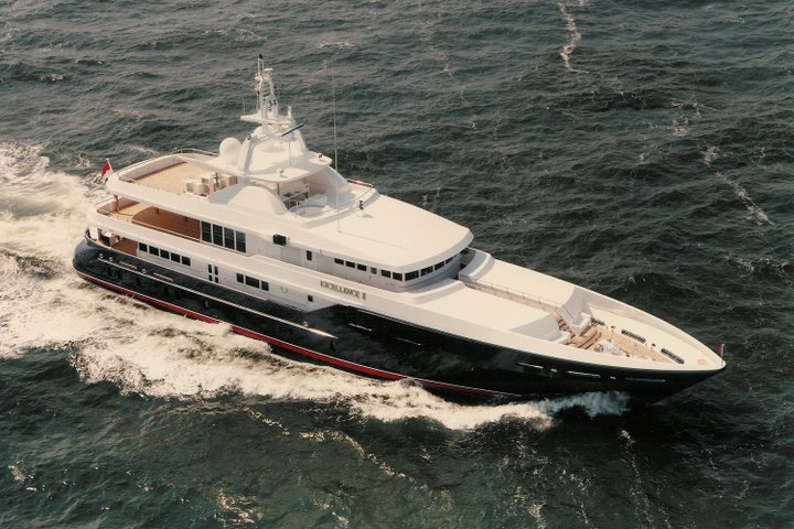 EXCELLENCE YACHT FOR SALE - FEADSHIP LUXURY YACHT