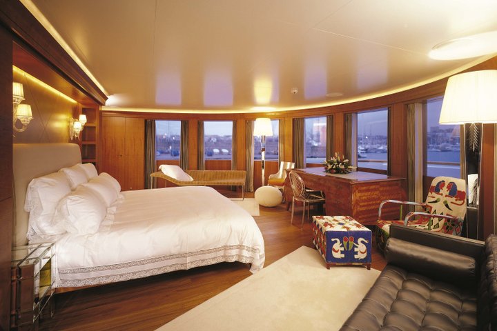 233 Wedge Too Interior Owners Stateroom