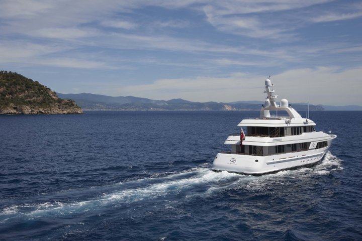 Motor yacht GO, built by shipyard Feadship, length 39m, built in 2010, at  Cap Ferrat, Côte d'Azur, France, Mediterranean Stock Photo - Alamy