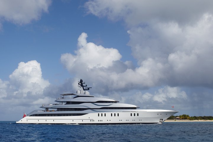 Exclusive: Feadship Royal Van Lent launches superyacht Tango