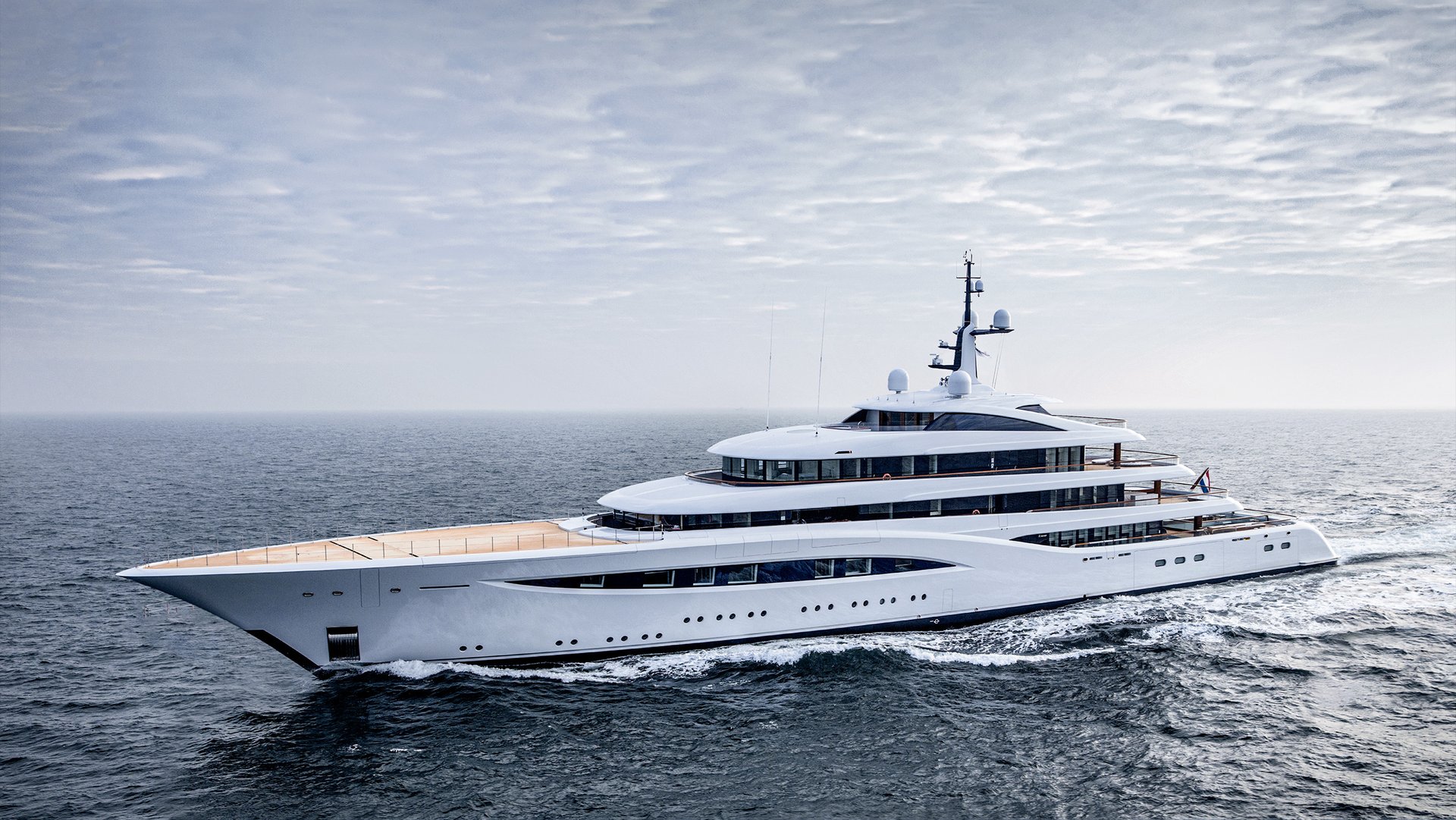 Vertigo Sea Trials Copyright Feadship 1 graded 210315