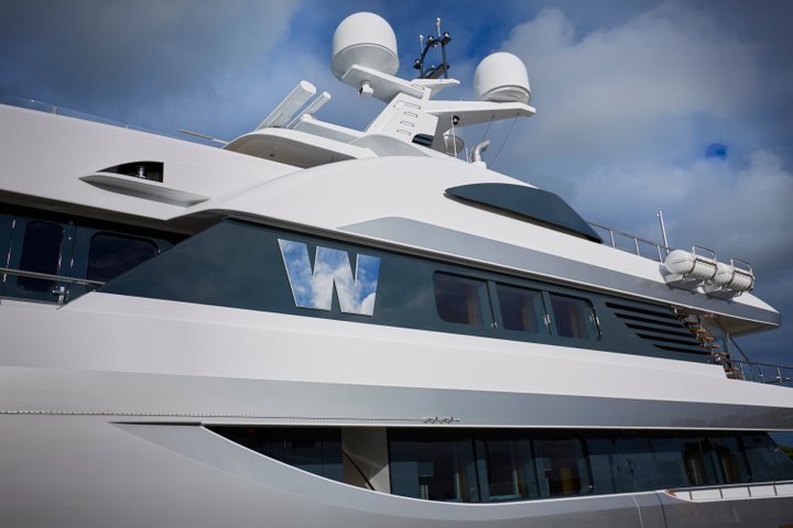 34m Yacht by Feadship, Bannenberg & Rowell and De Voogt