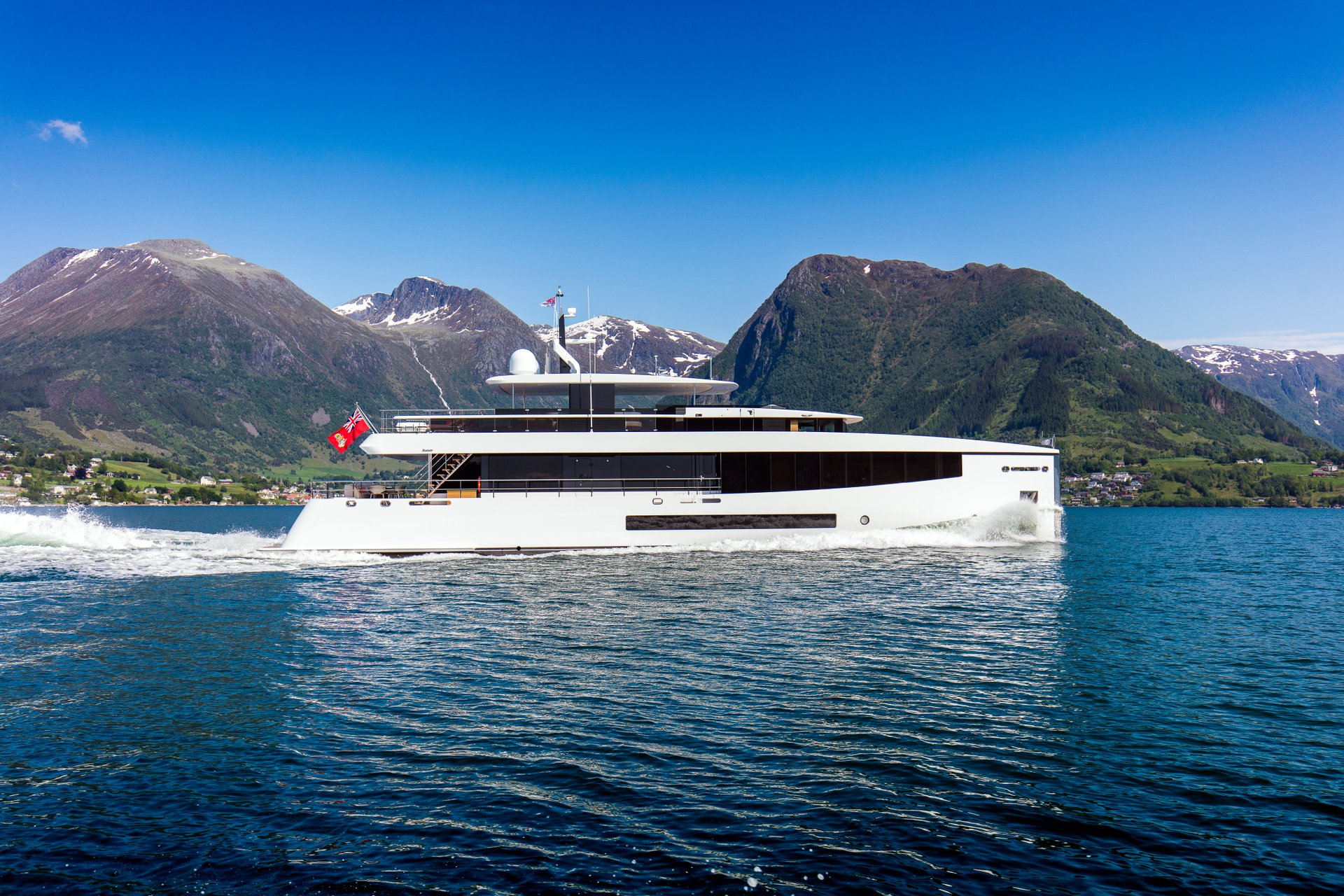 Moon Sand Too Copyright Feadship 001