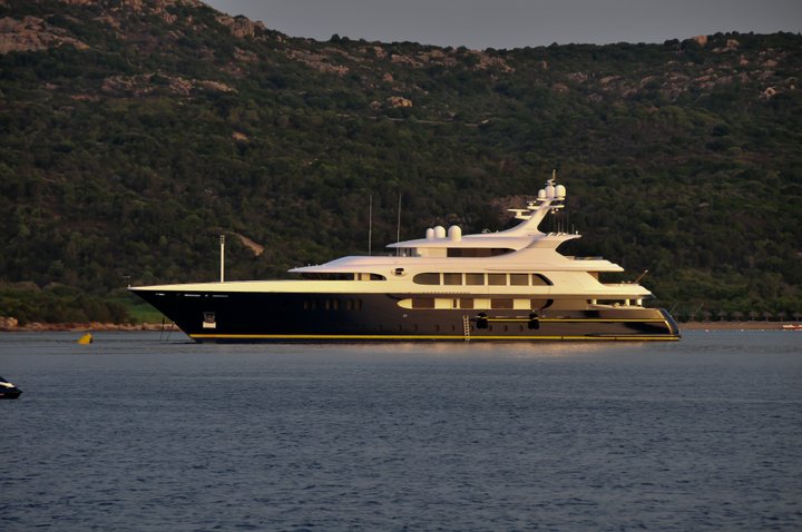 Motor yacht GO, built by shipyard Feadship, length 39m, built in 2010, at  Cap Ferrat, Côte d'Azur, France, Mediterranean Stock Photo - Alamy